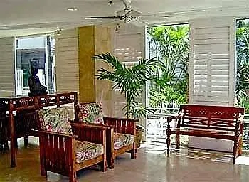 Castle At Waikiki Grand Hotel Honolulu